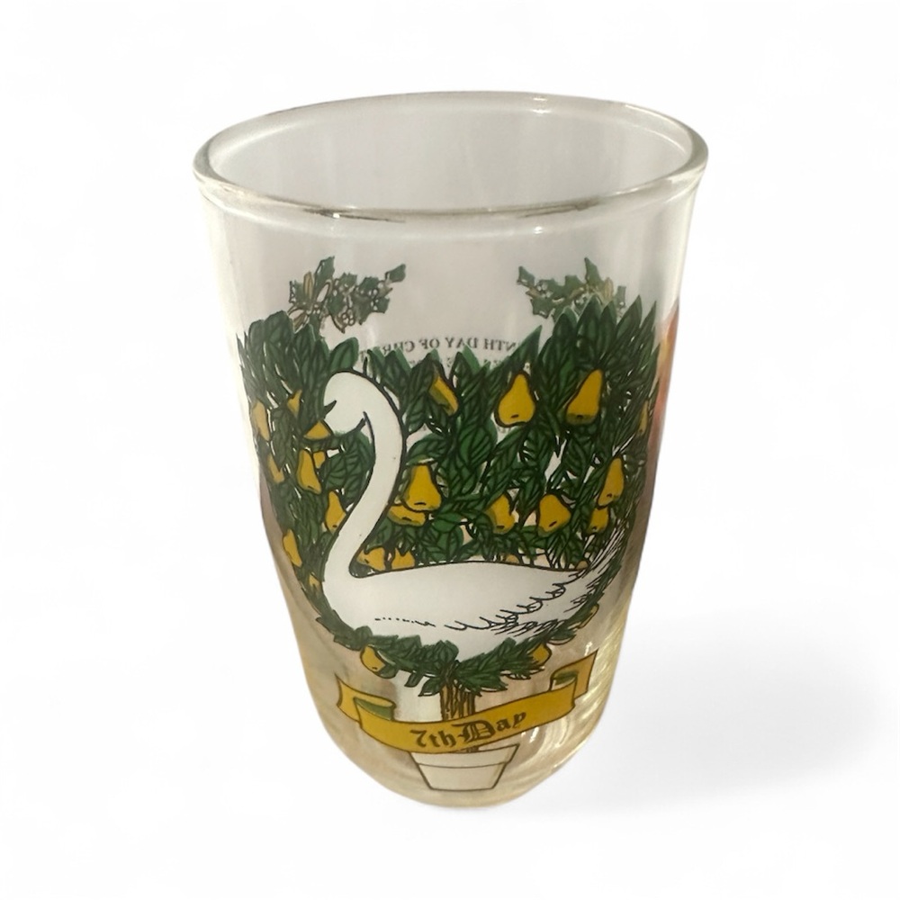 Vintage Indiana glass 12 Days of Christmas 7th day.